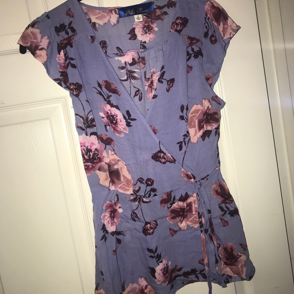 Purple Floral Tie Blouse!! NWOT